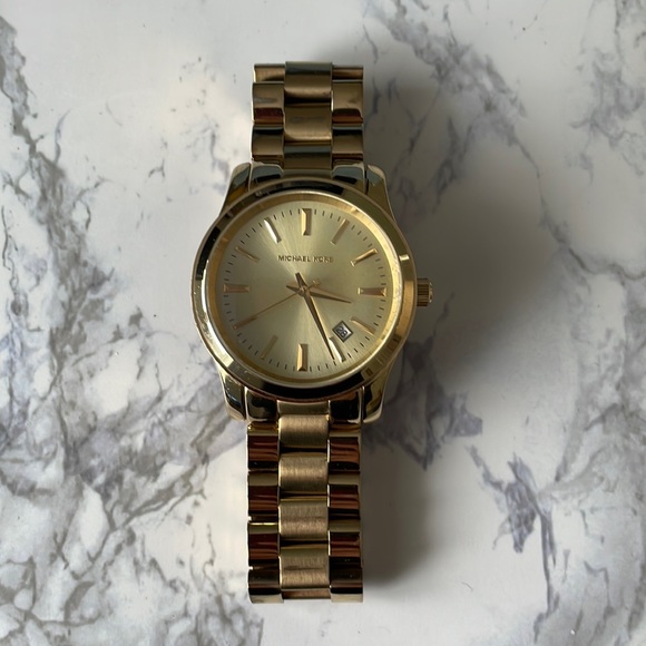 Michael Kors gold tone watch - Picture 1 of 6